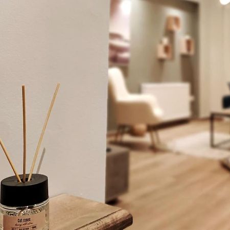 Your Pin -Non- The Rest Trikala  Bagian luar foto