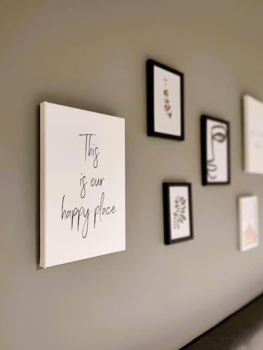 Your Pin -Non- The Rest Trikala  Bagian luar foto